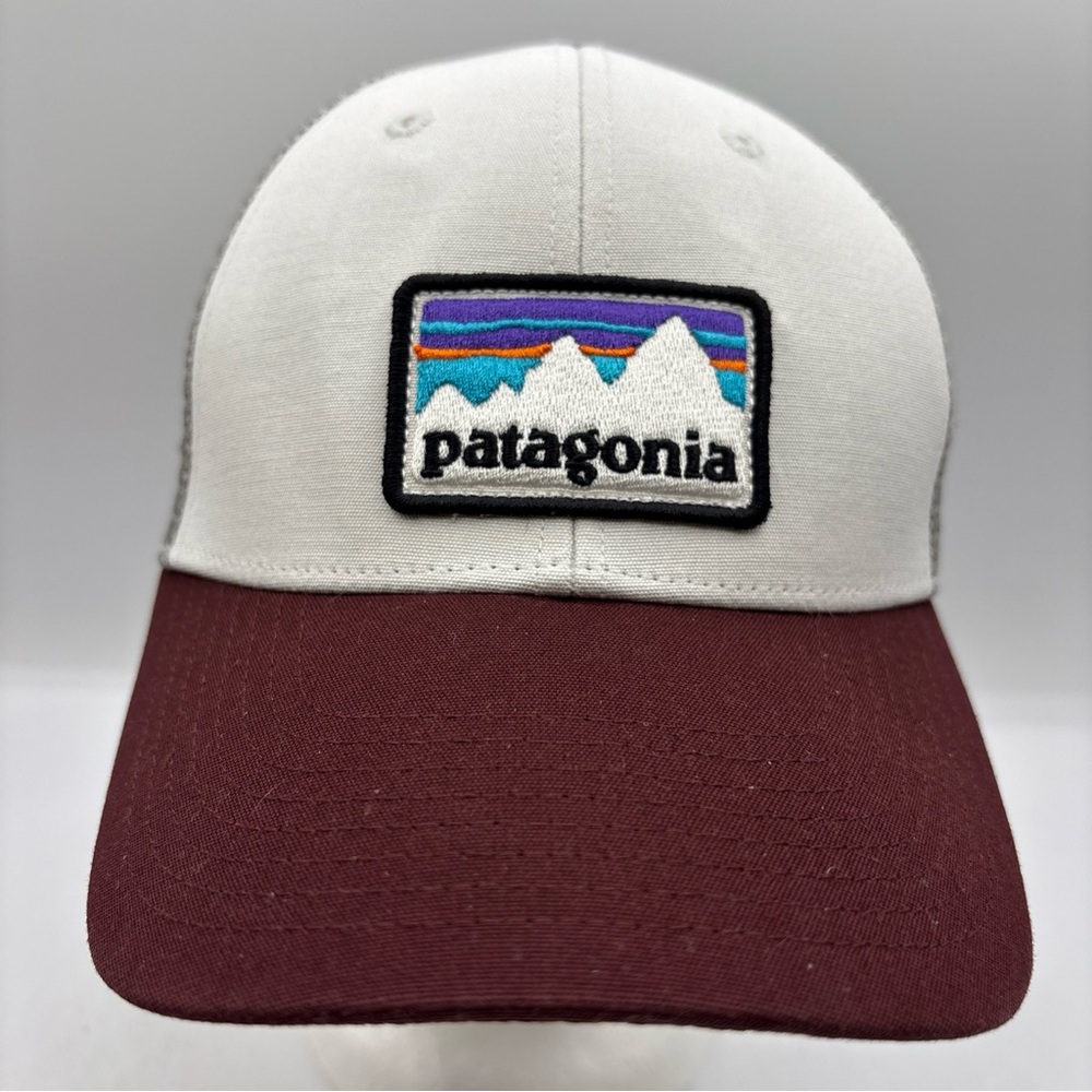 Patagonia Shop Sticker Patch Unisex White/Ruby LoPro SnapBack Trucker Hat‎ OSFM